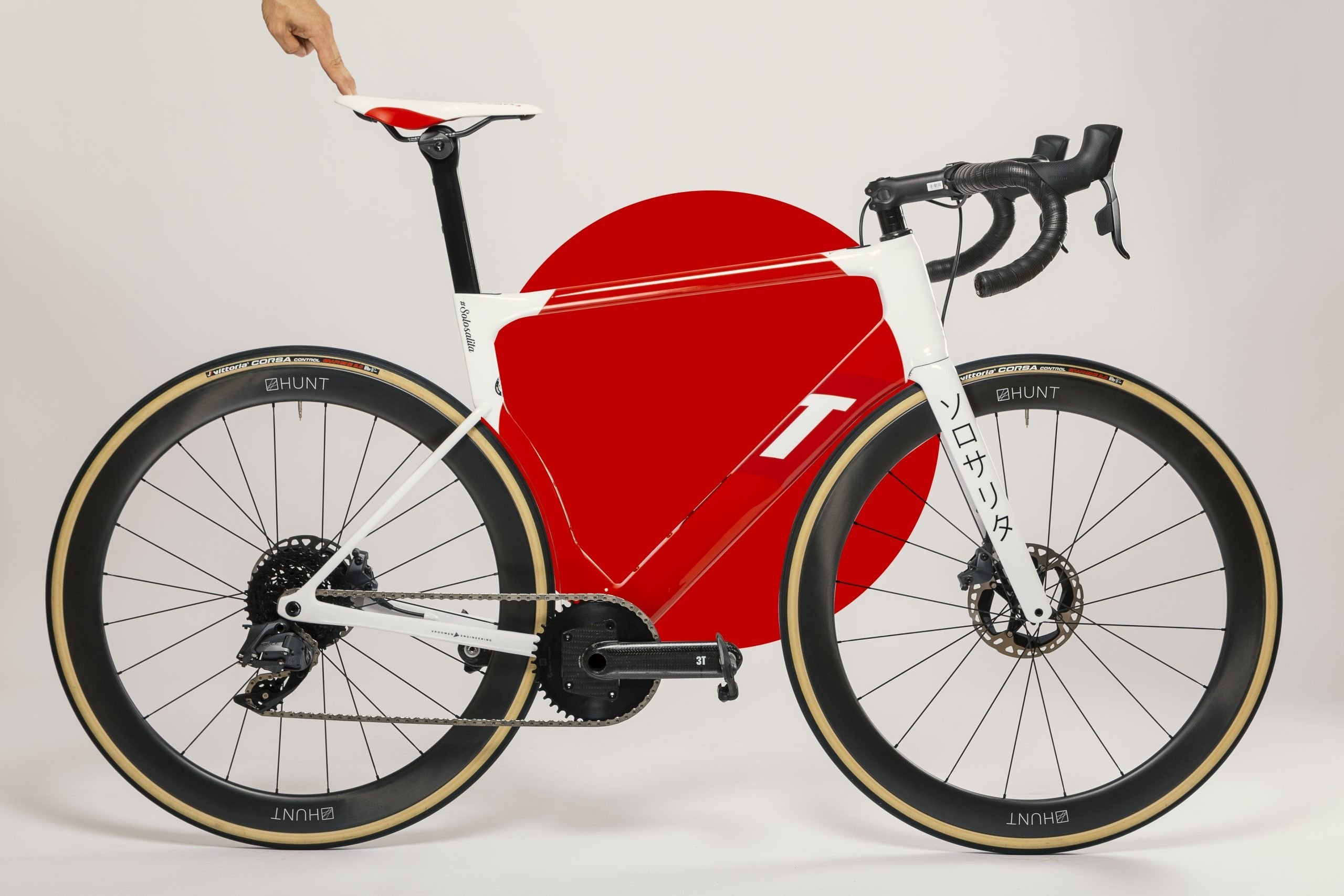 GET CREATIVE - Akira, the Sun by #SoloSalita – 3T Bike
